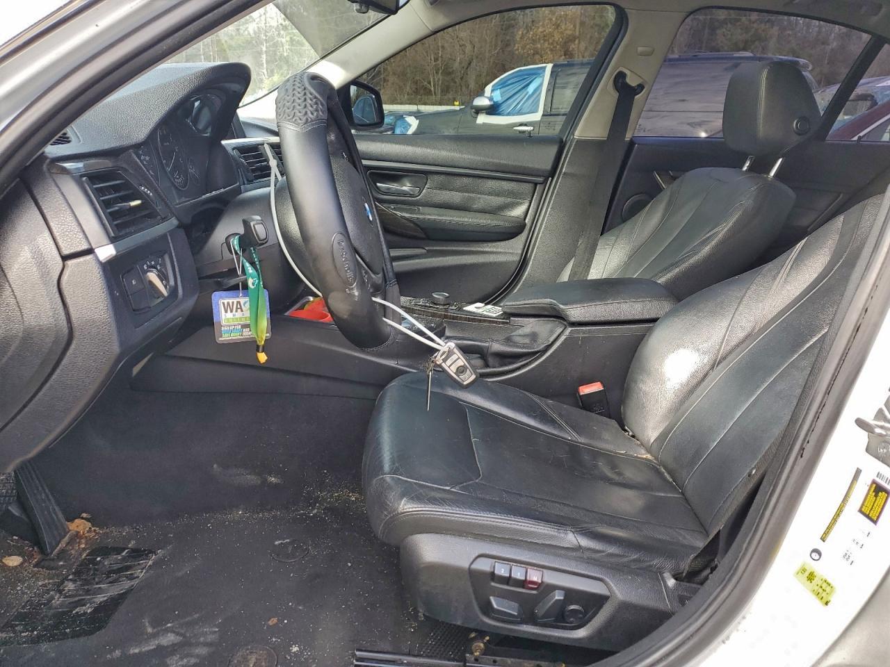 2013 BMW 328 i