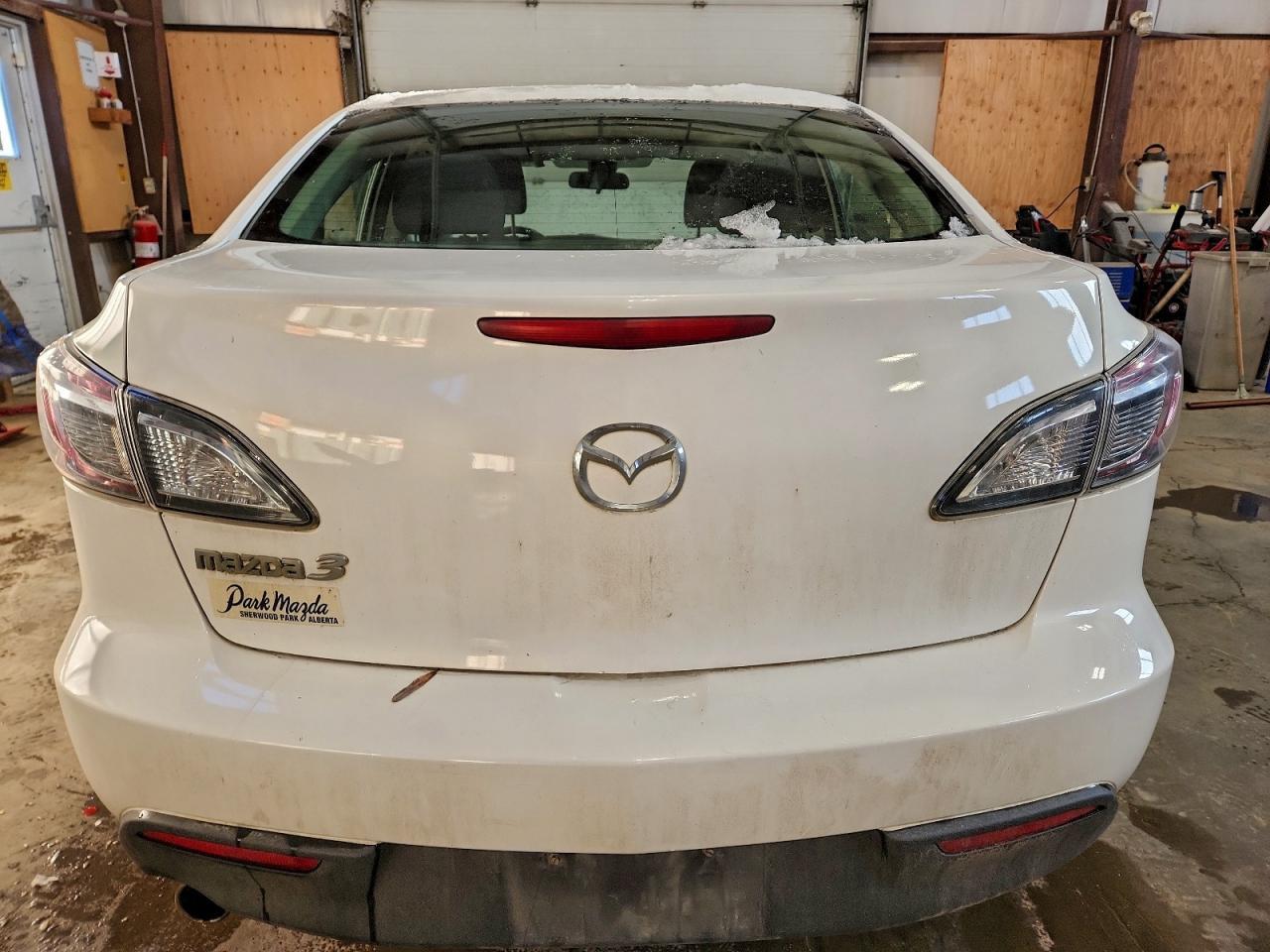 2011 Mazda 3 I