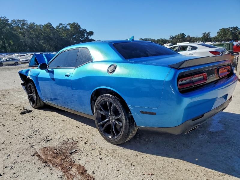 2018 Dodge Challenger sxt