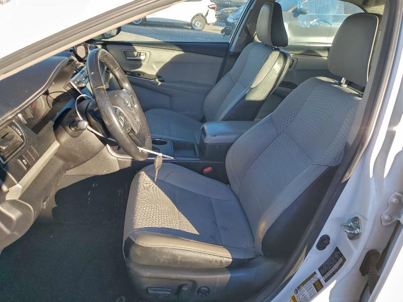 2015 Toyota Camry le