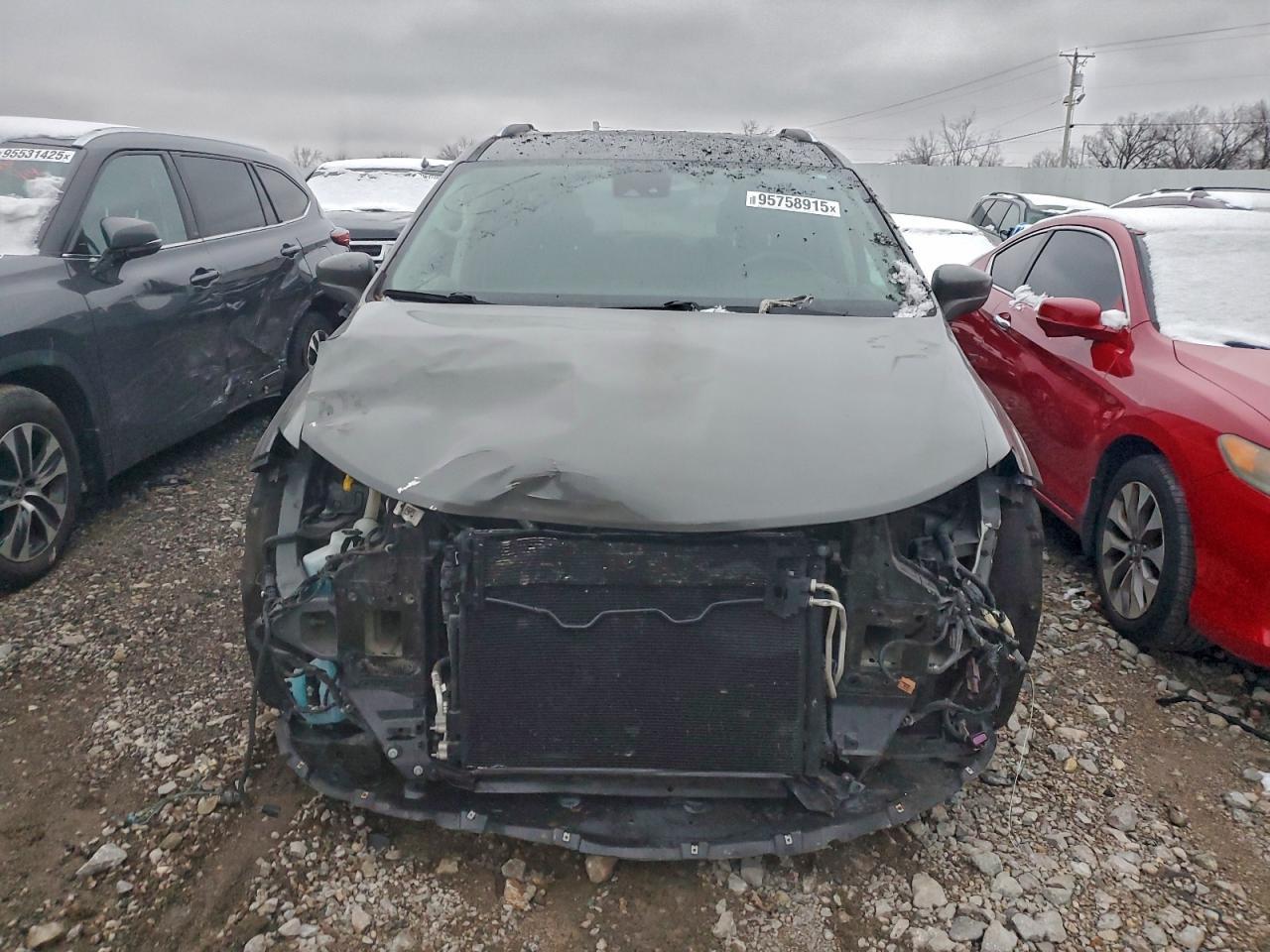 2021 Chrysler Pacifica Touring l