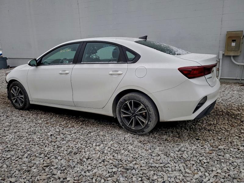 2024 KIA Forte lx