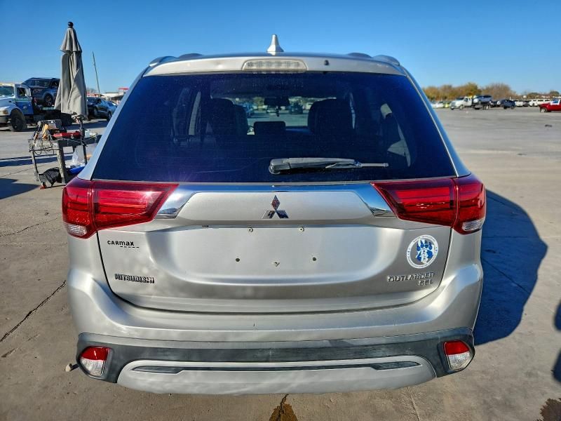2019 Mitsubishi Outlander se