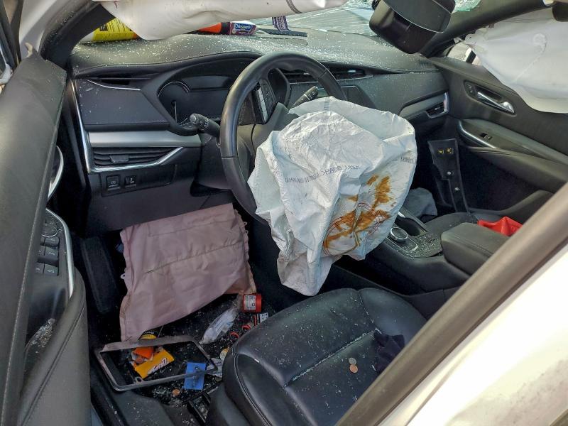 2020 Cadillac XT4 Premium Luxury