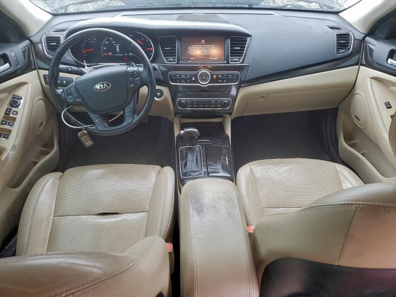 2014 KIA Cadenza Premium