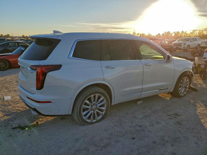 2020 Cadillac XT6 Premium Luxury