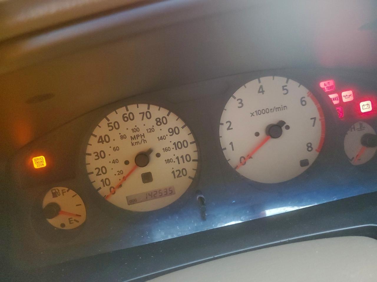 2000 Niss Pathfinder