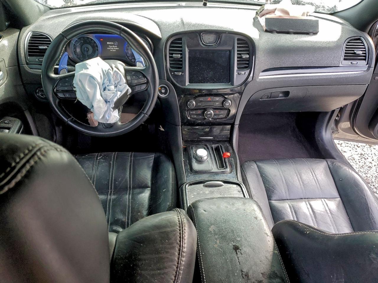 2018 Chrysler 300 s