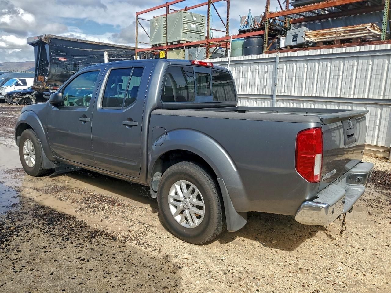 2016 Nissan Frontier s