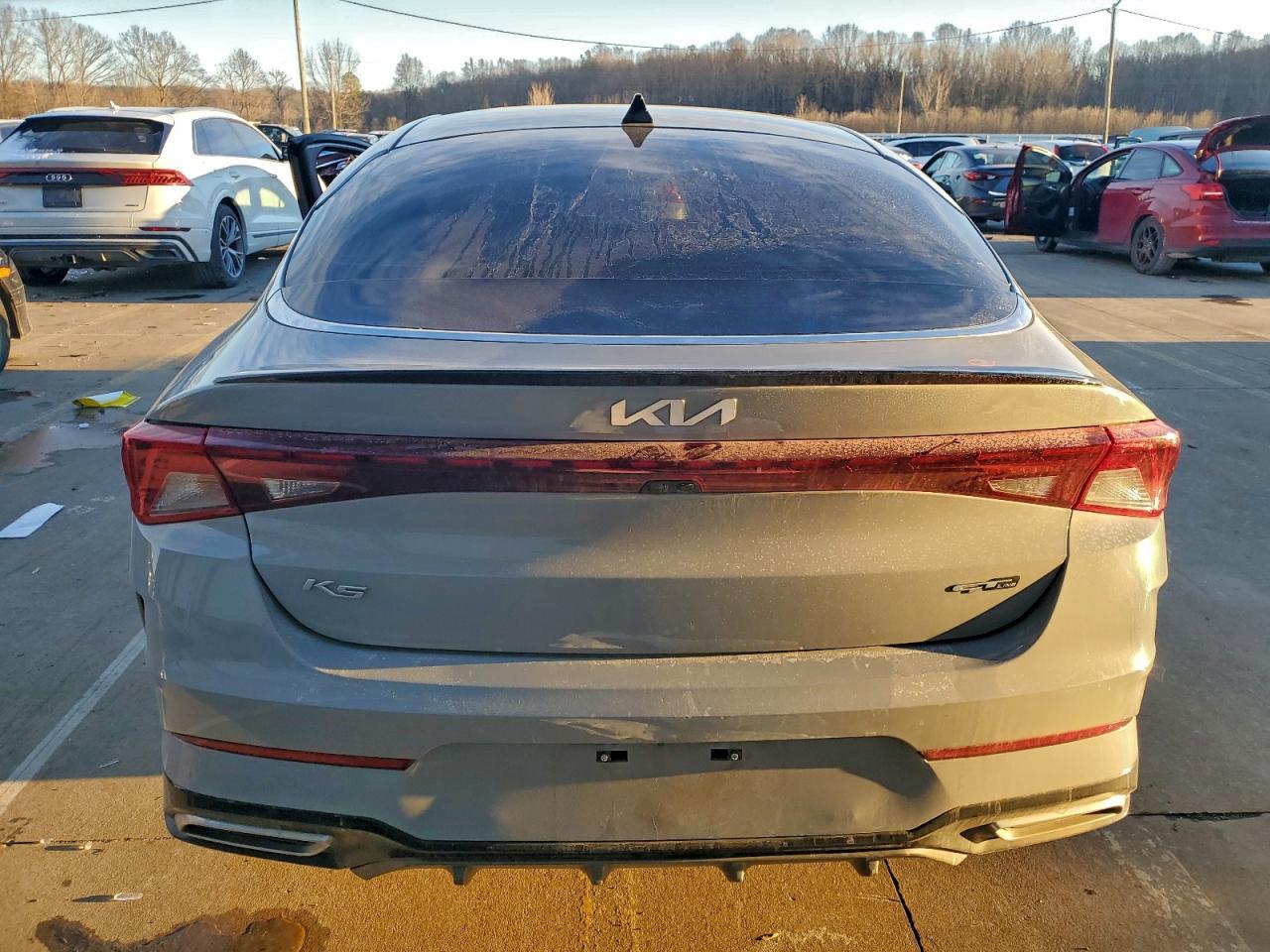 2022 KIA K5 gt Line