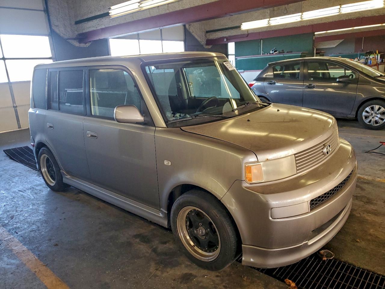 2005 Scion XB