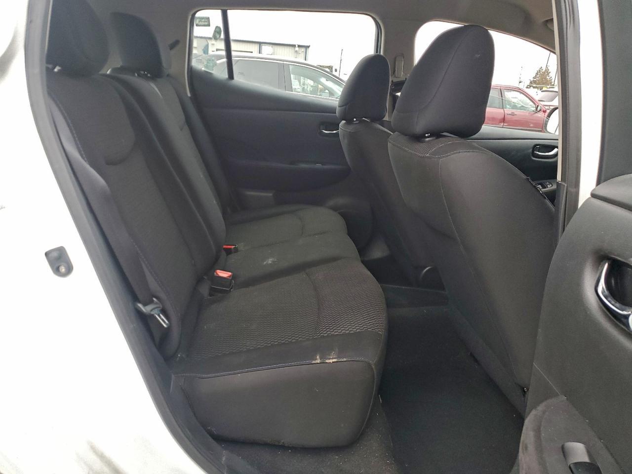 2013 Nissan Leaf s