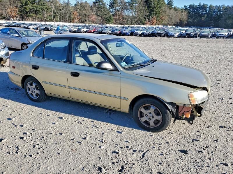 2001 Hyundai Accent gl