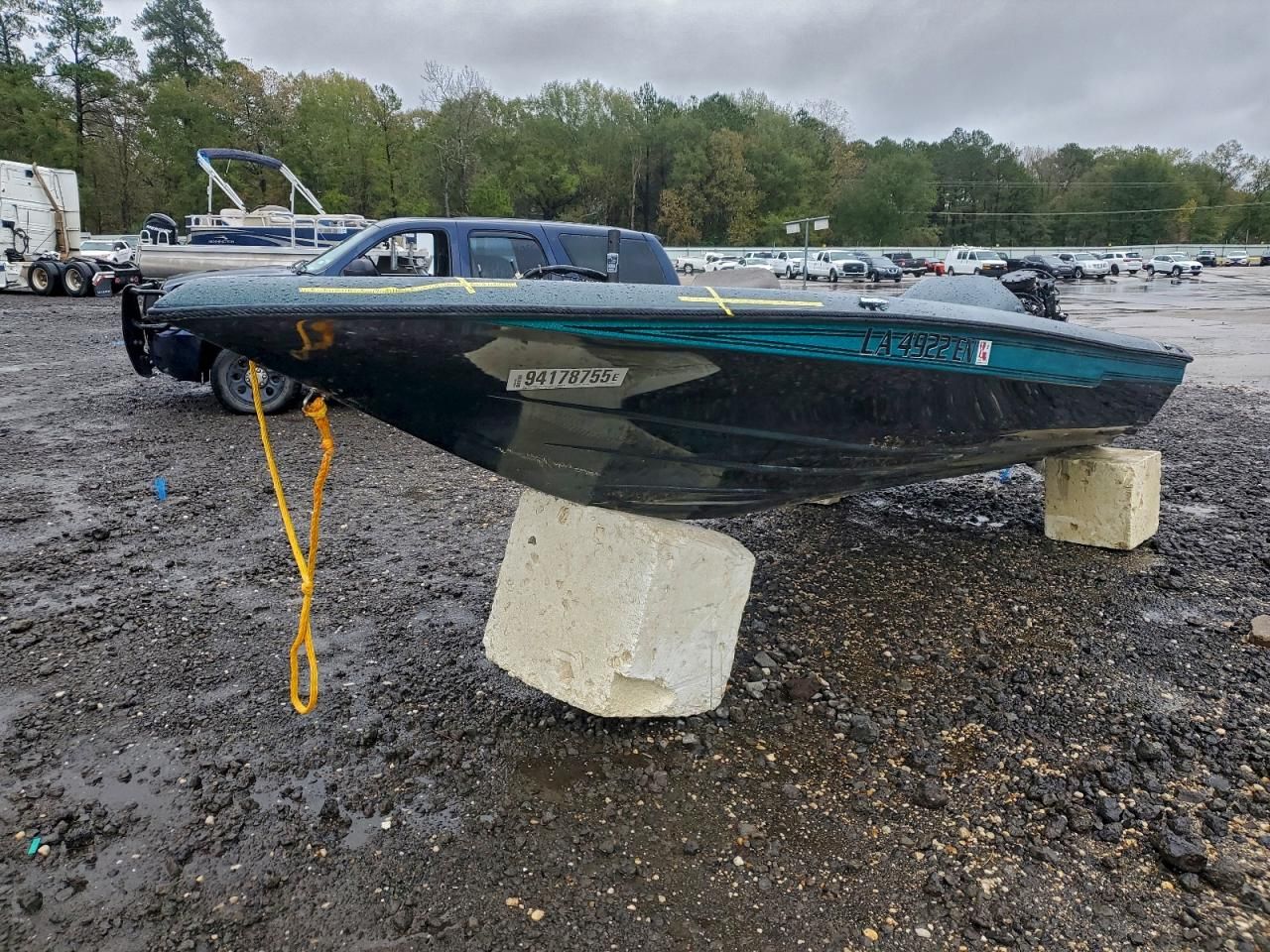 1995 Champion Boat