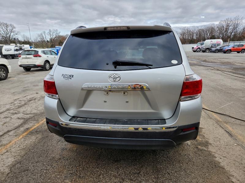 2011 Toyota Highlander Base