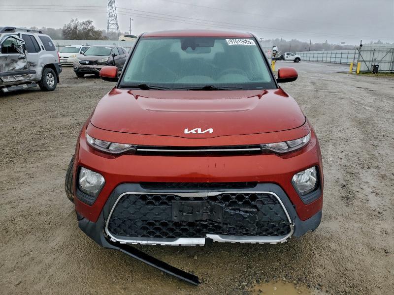 2022 KIA Soul lx