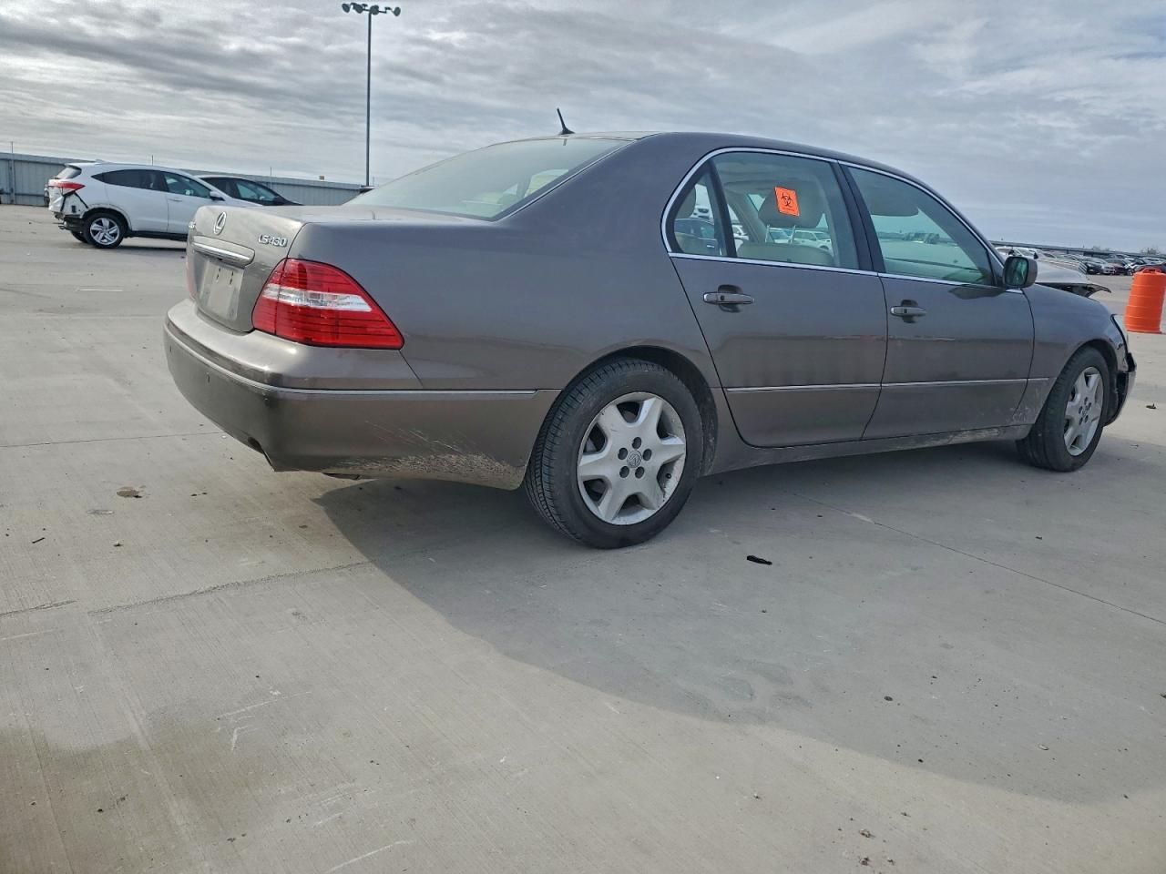 2004 Lexus Ls 500 Base