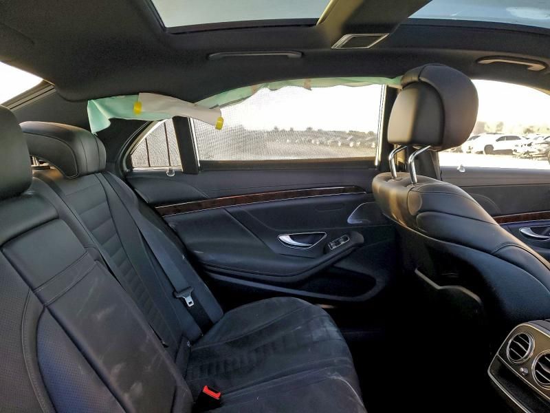2015 Mercedes-Benz S 550