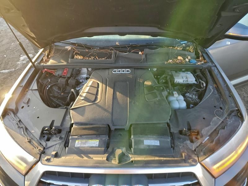 2019 Audi Q7 Prestige