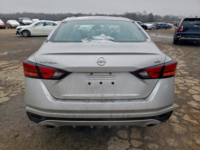 2020 Nissan Altima sv
