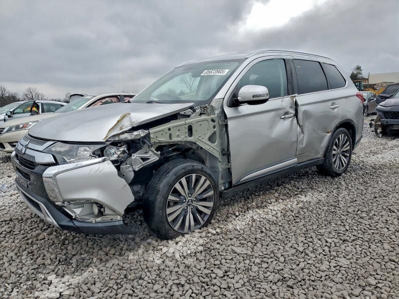 2019 Mitsubishi Outlander se