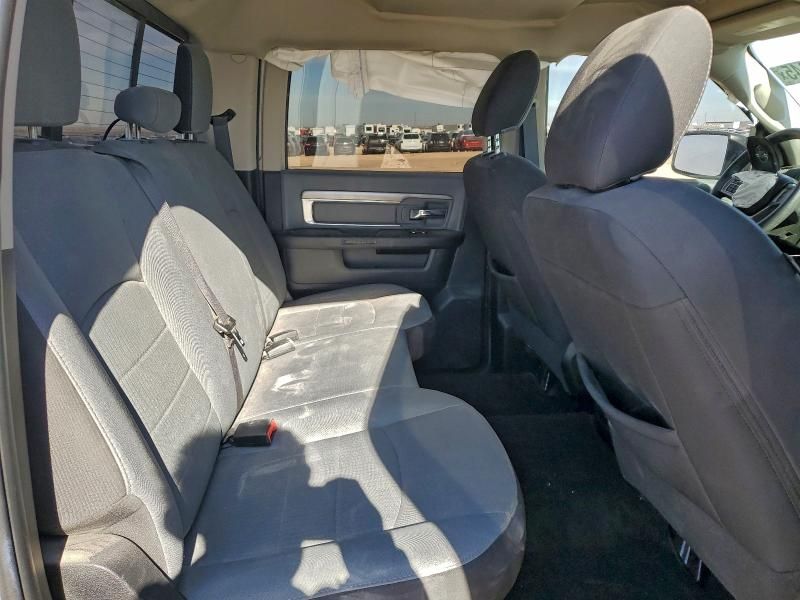 2022 Dodge Ram 1500 Classic slt