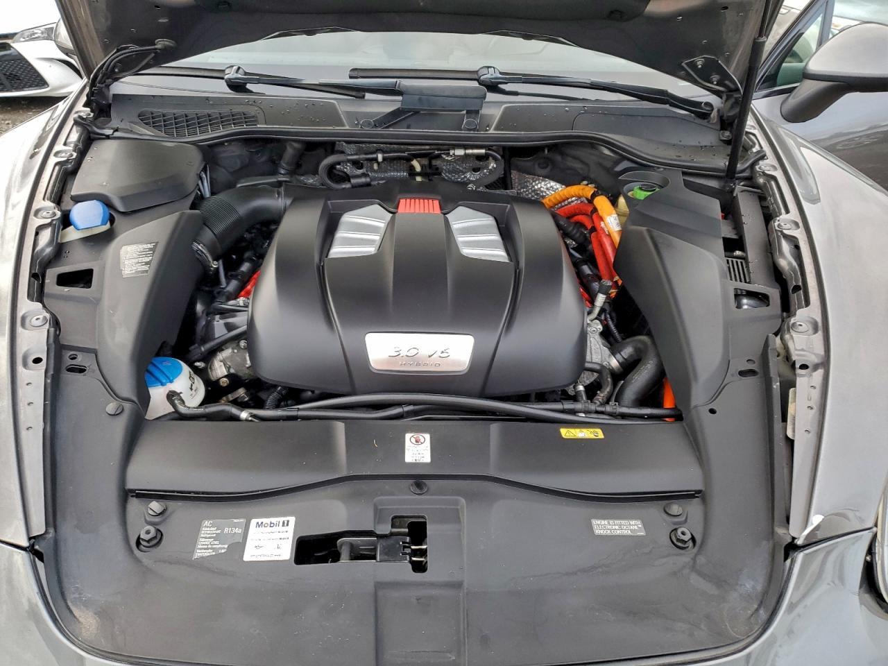 2012 Porsche Cayenne s Hybrid