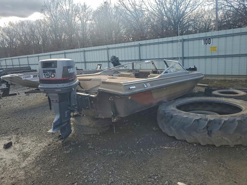 1988 Baja Boat