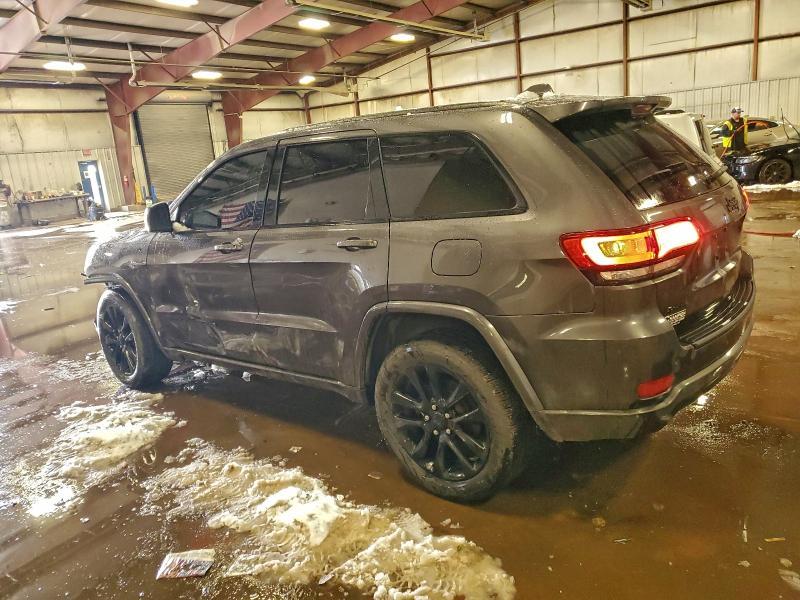 2020 Jeep Grand Cherokee Laredo