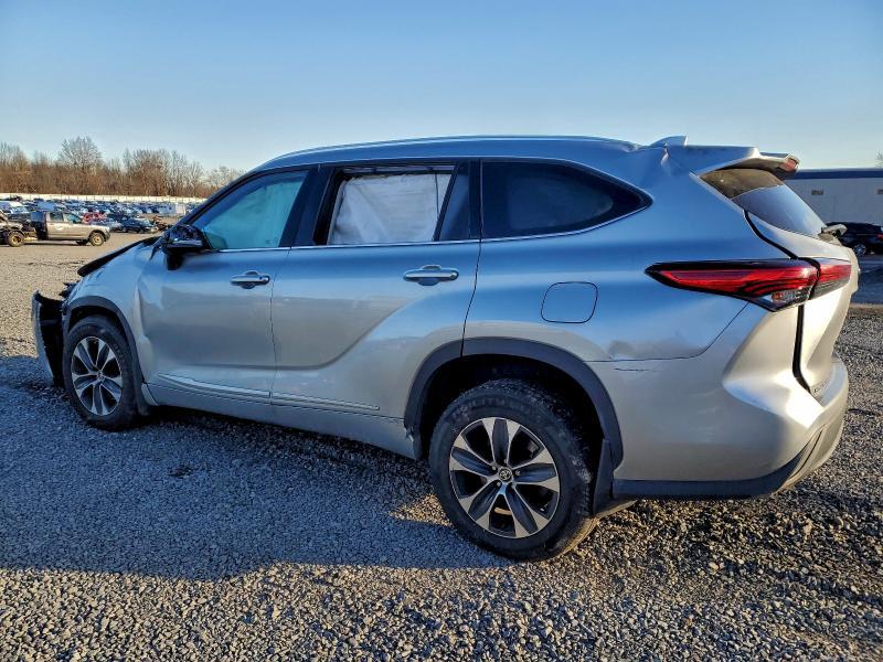 2020 Toyota Highlander xle