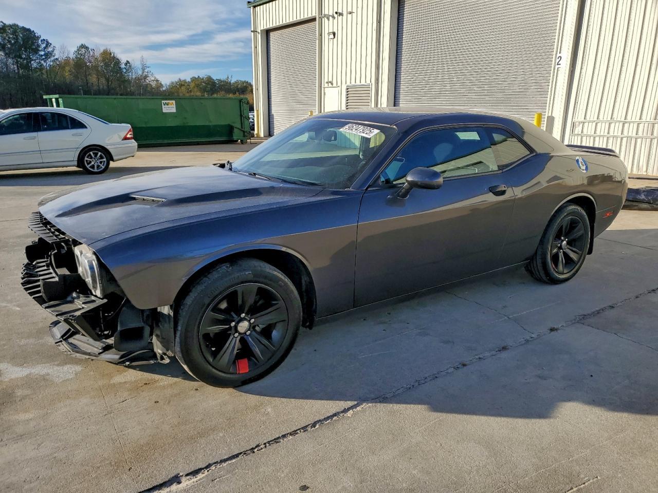 2018 Dodge Challenger sxt