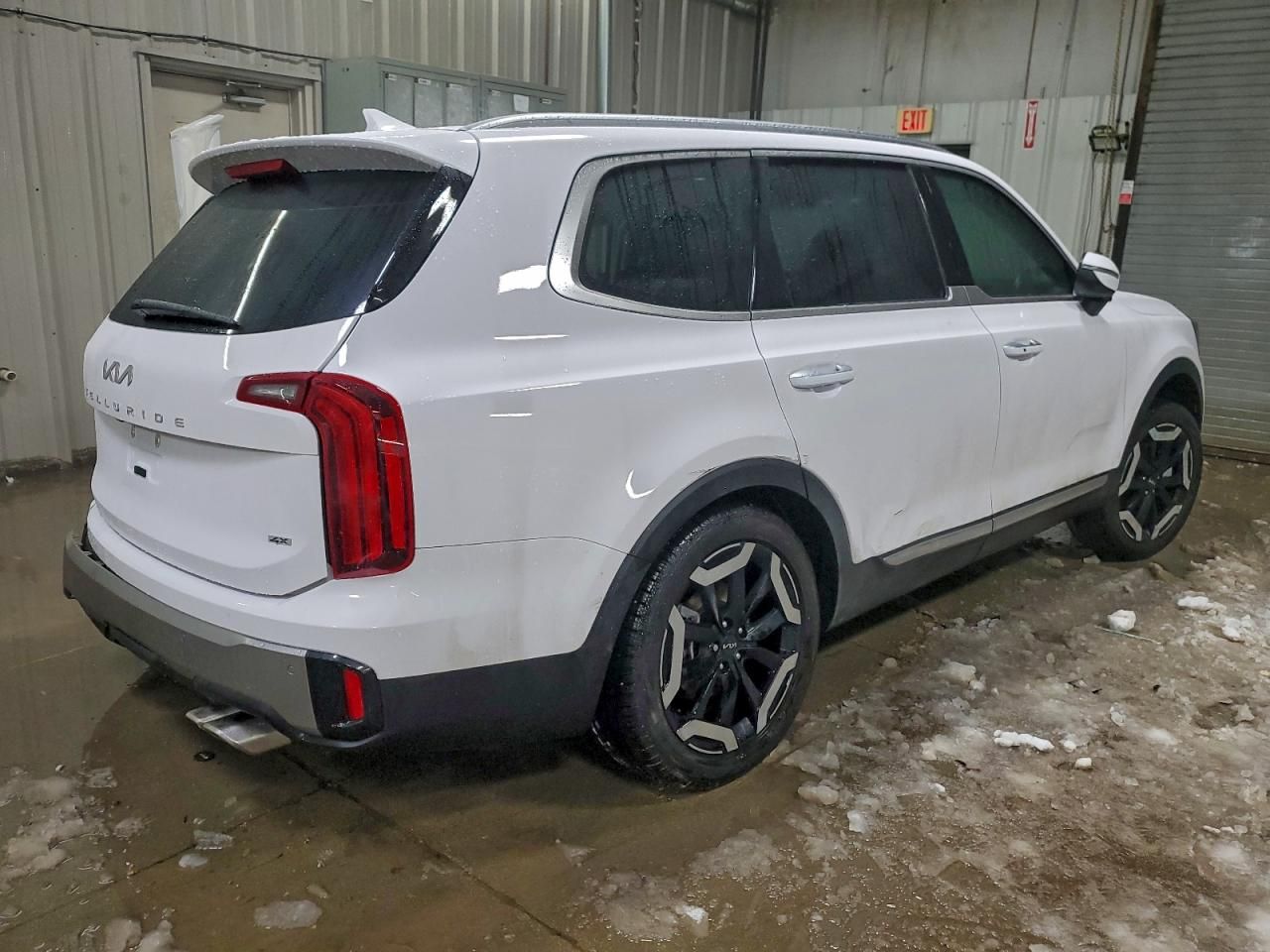 2025 KIA Telluride s