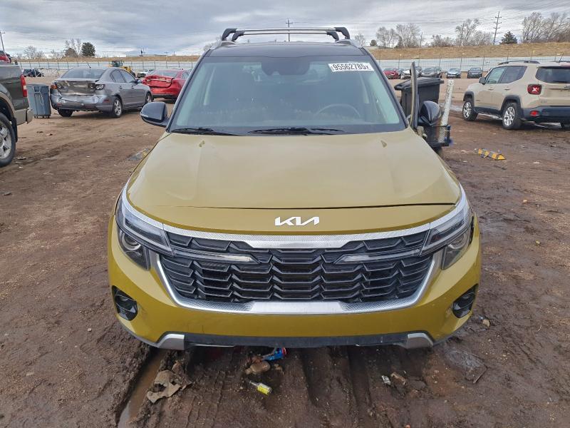 2024 KIA Seltos s