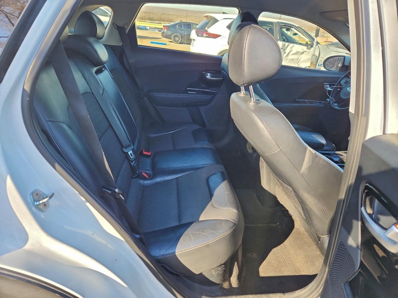 2017 KIA Niro ex