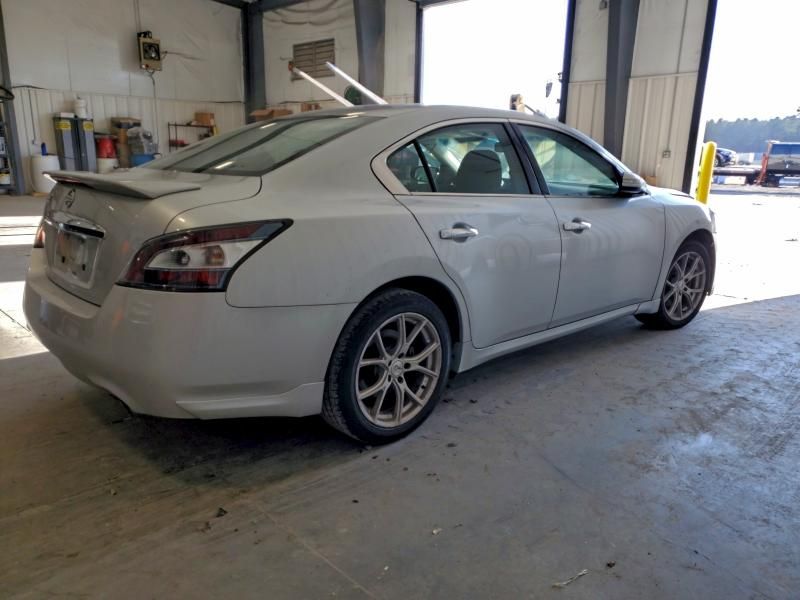 2014 Nissan Maxima s