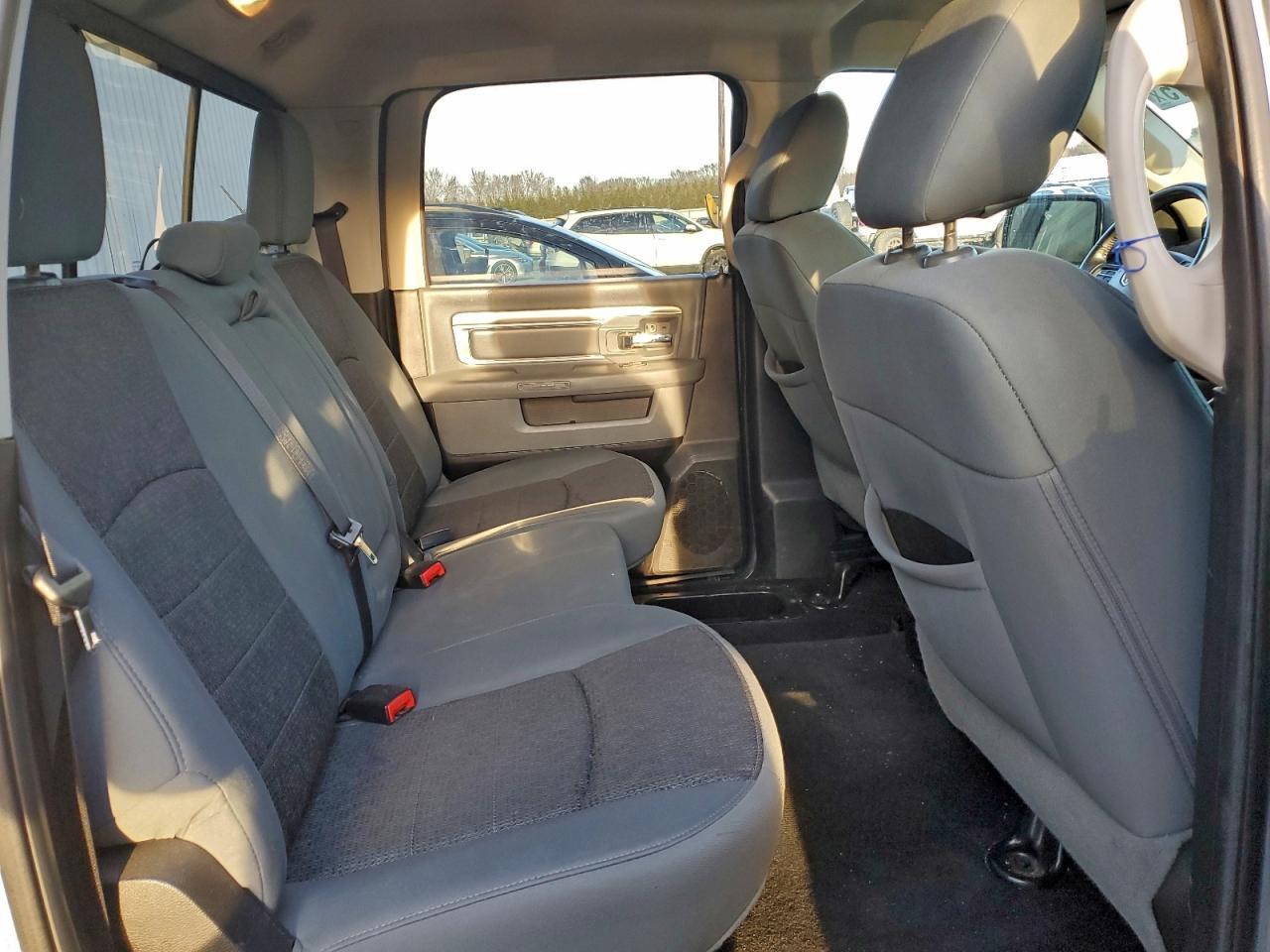 2014 Dodge Ram 1500 slt