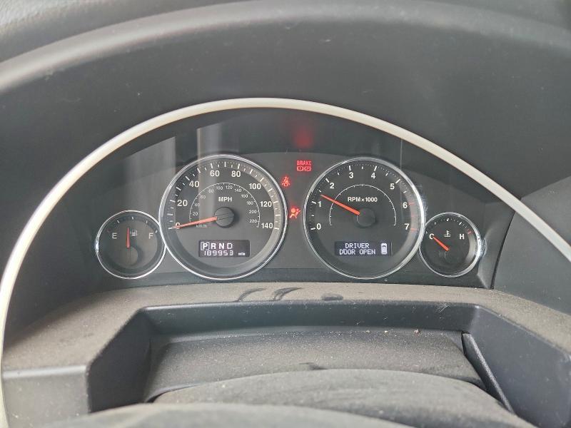 2010 Jeep Commander Sport