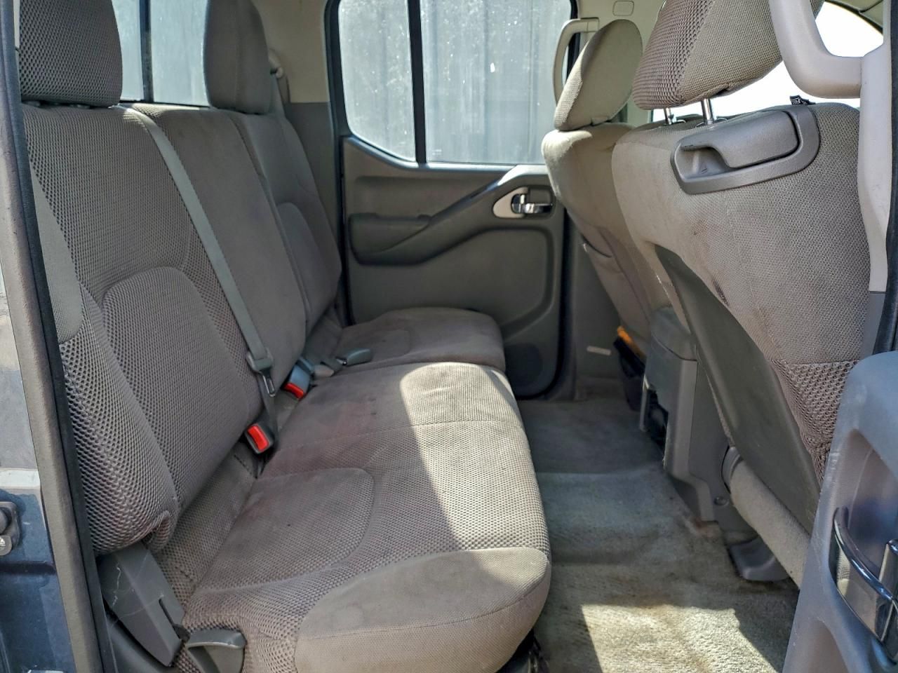 2014 Nissan Frontier s