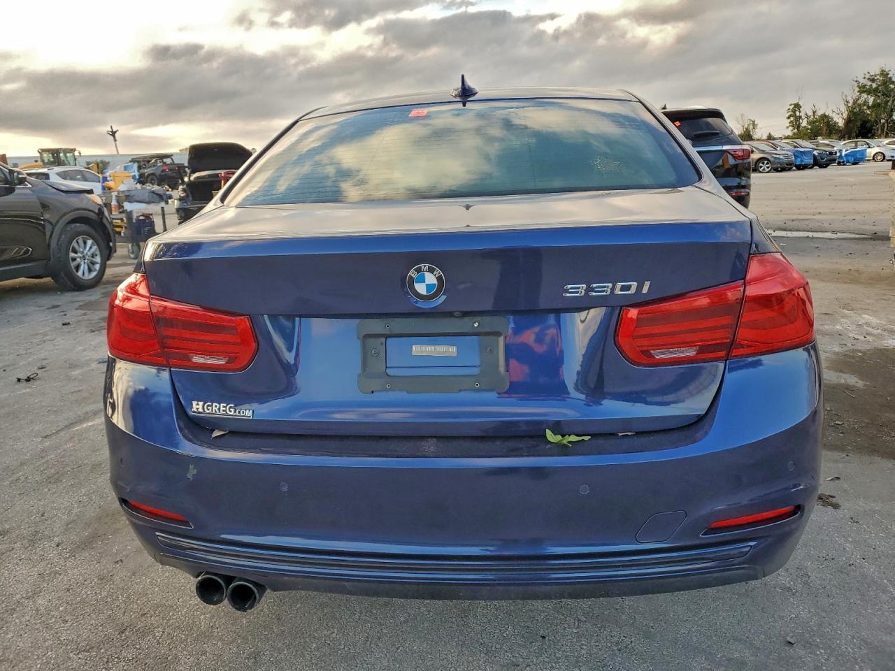 2017 BMW 330 i