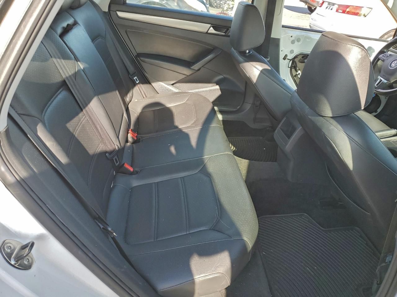 2014 Volkswagen Passat s