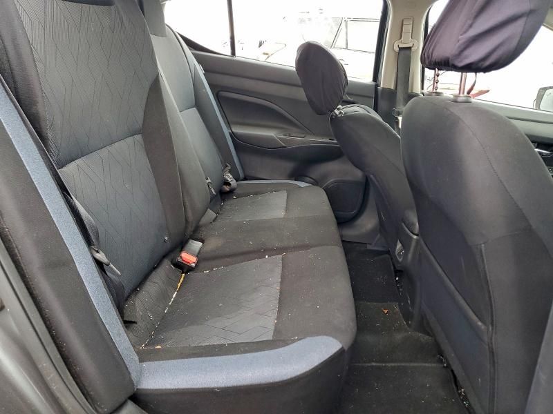 2023 Nissan Versa sv