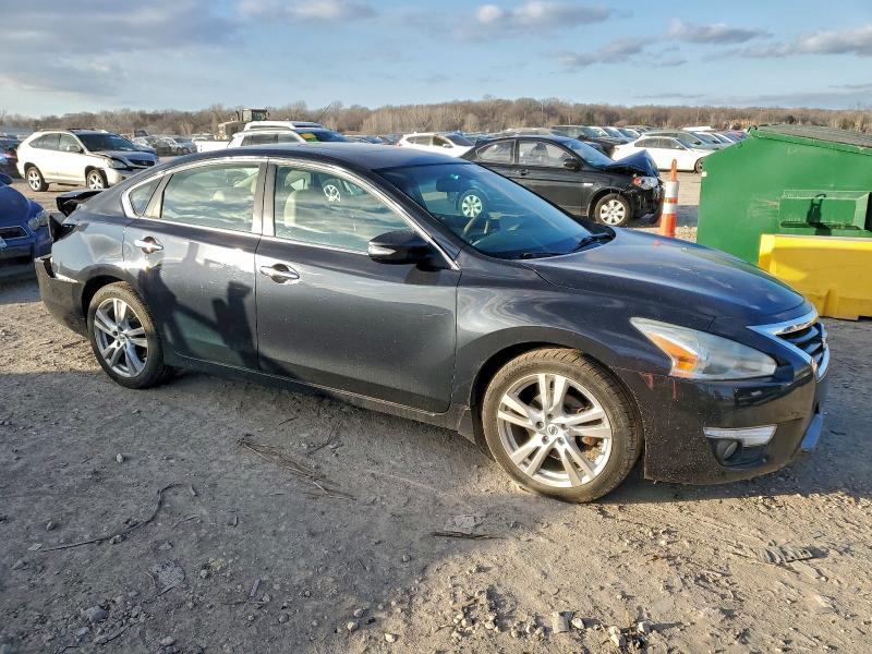 2015 Nissan Altima 3.5s