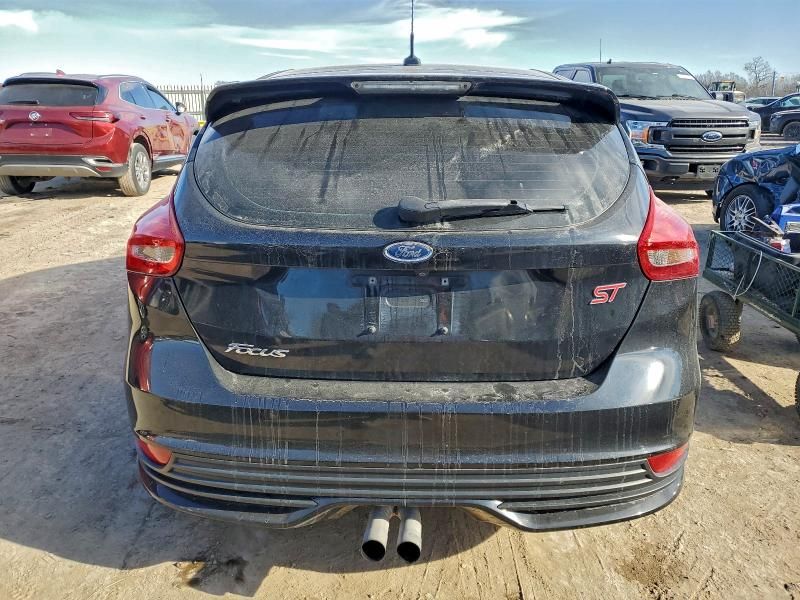 2016 Ford Focus st
