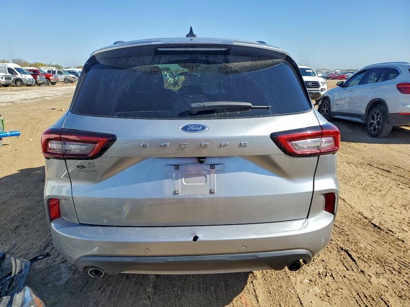 2023 Ford Escape st Line