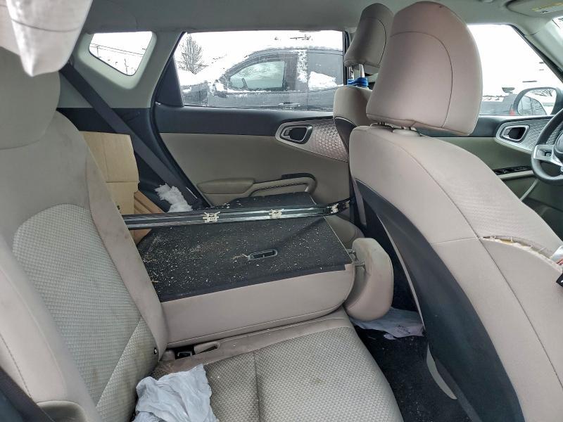 2023 KIA Soul lx