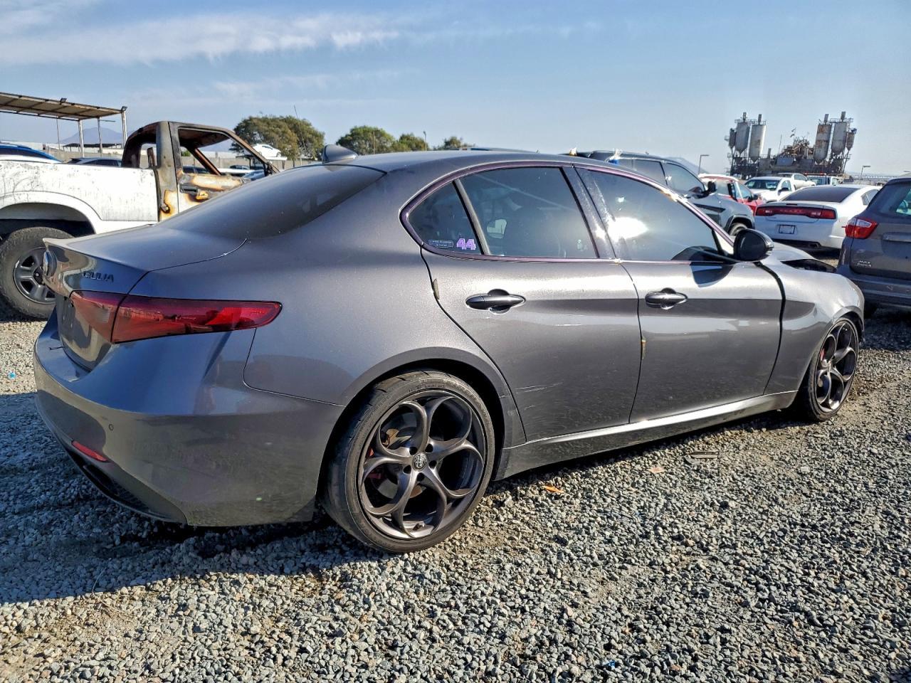 2019 Alfa Romeo Giulia ti