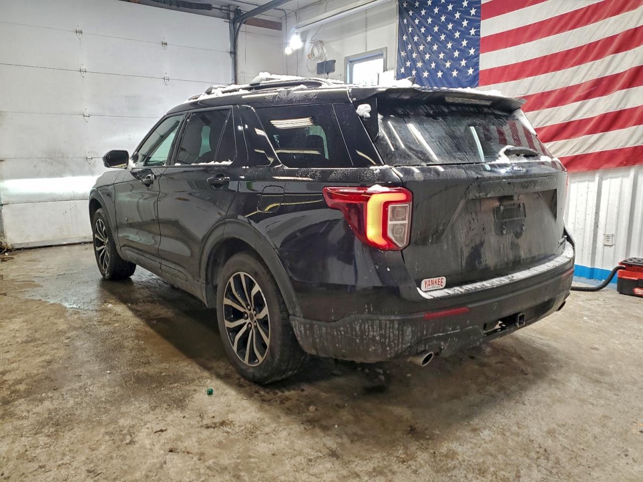 2022 Ford Explorer St-line