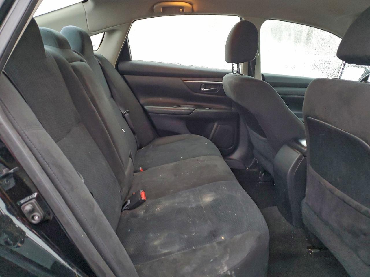 2015 Niss Altima 2.5 s