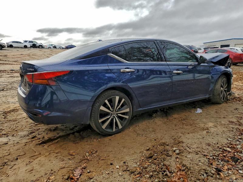 2022 Nissan Altima