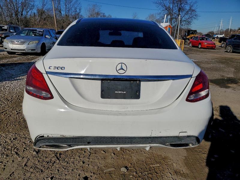 2016 Mercedes-Benz C300